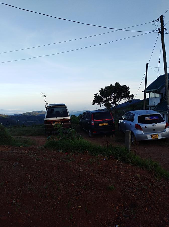 White House * Nuwara Eliya
